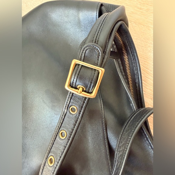 RARE Coach 9058 Vintage Legacy Hobo Shoulder Bag Glovetanned Leather, USA Made - Picture 5 of 13